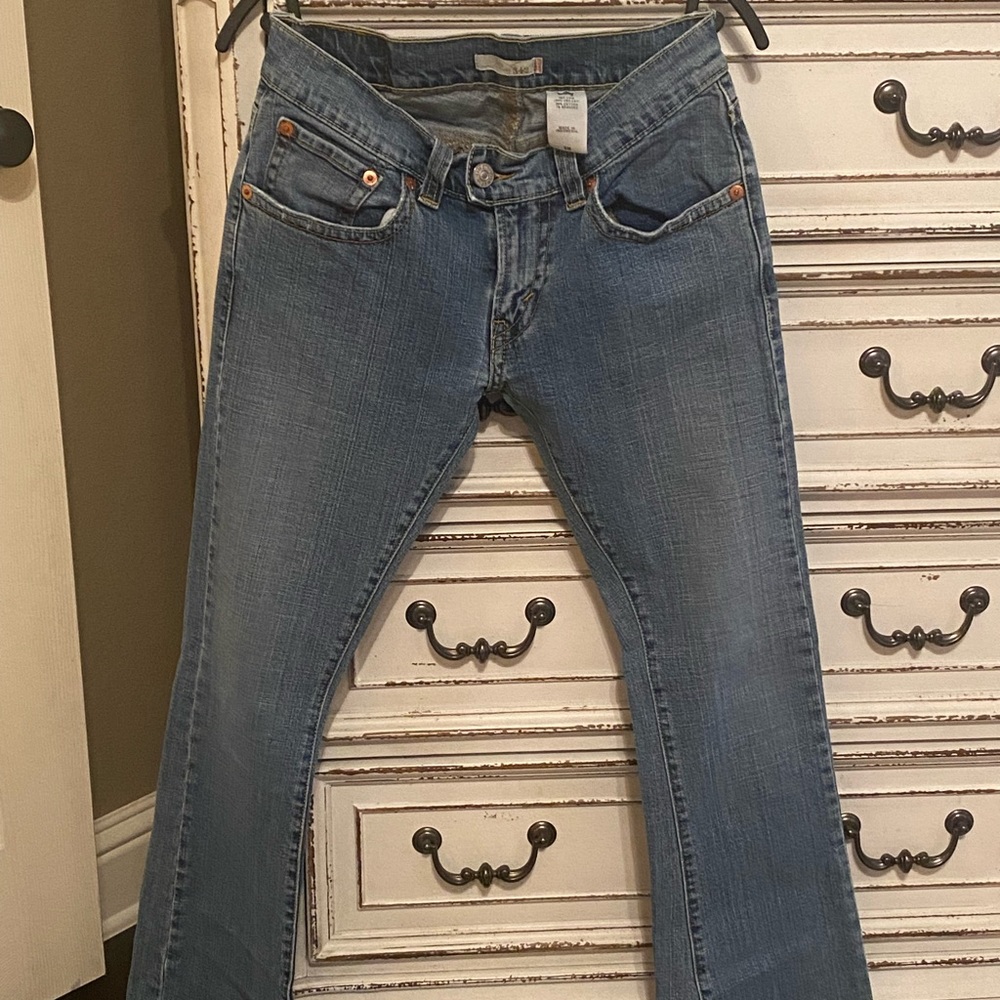 Levi’s 542 Low flare jeans